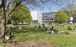 Как поступить в Кёльнский университет сразу после средней школы: подробное руководство